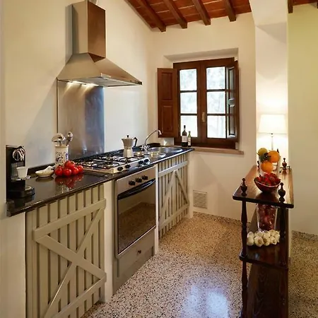 Tenuta Delle Rose * Montaione